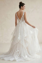 Robe de mariée blanche trapèze en organza à col V à fines - Harana
