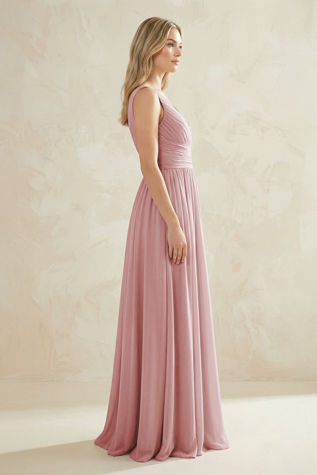 Robe demoiselle d’honneur rose poudré longue col V sans manches plissée - Harana