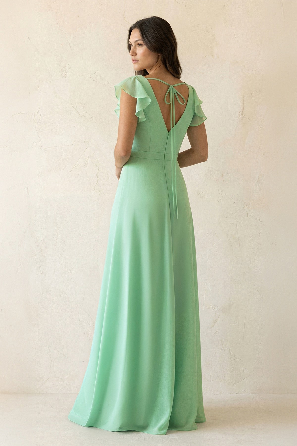 Robe demoiselle d’honneur pale pistachio longue col V manches courtes à volants - Harana