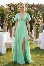 Robe demoiselle d’honneur pale pistachio longue col V manches courtes avec fente - Harana
