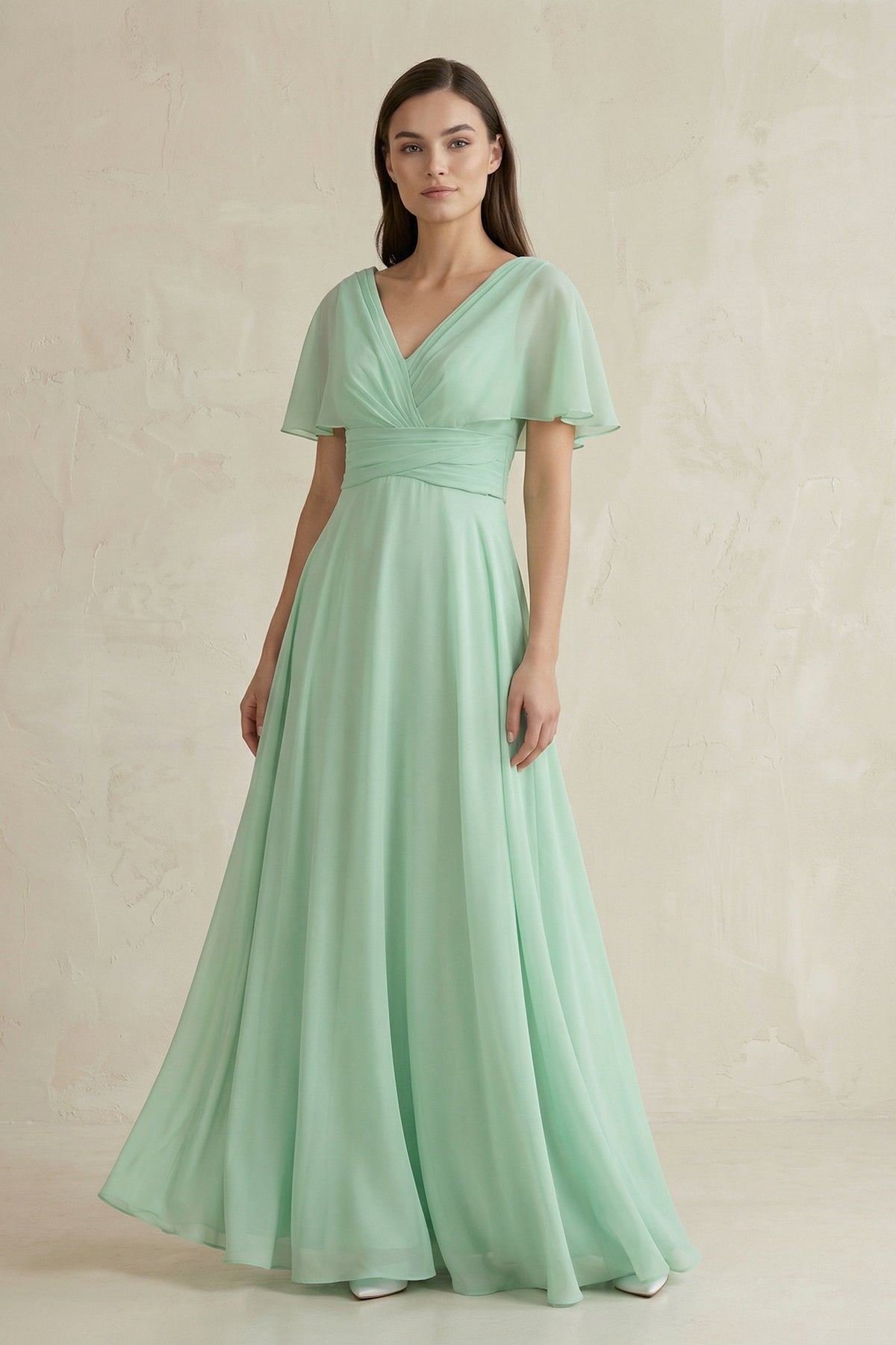 Robe demoiselle d’honneur pale pistachio longue col V effet drapé à volants - Harana