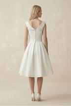 Robe de mariée blanche trapèze en satin à col V sans manches - Harana