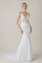 Robe de mariée blanche en satin silhouette sirène à col V - Harana