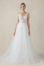Robe de mariée blanche en satin silhouette sirène à col V - Harana