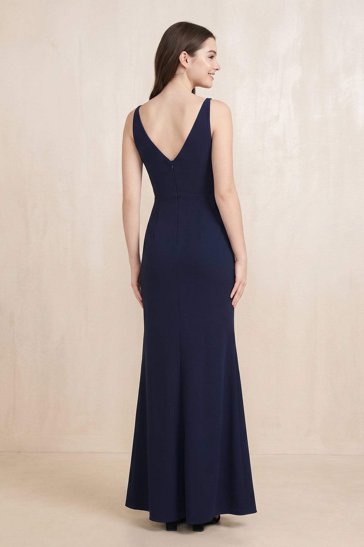 Robe bleu marine longue satinée coupe fourreau à col V - Harana