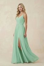 Robe demoiselle d’honneur pale pistachio longue à fines bretelles col V sans manches - Harana