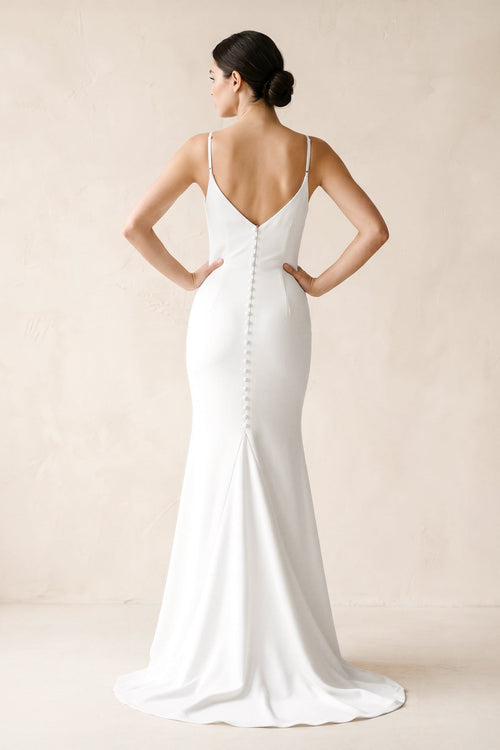 Robe blanche longue coupe fourreau à col V - Harana