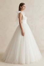 Robe de mariée blanc longue col V sans manches avec nœud - Harana