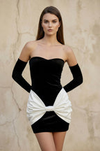 Robe courte black & white en velours avec nœud - Harana