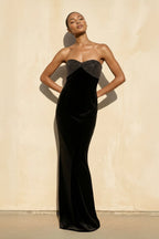 Robe longue noir en velours bustier perlée - Harana