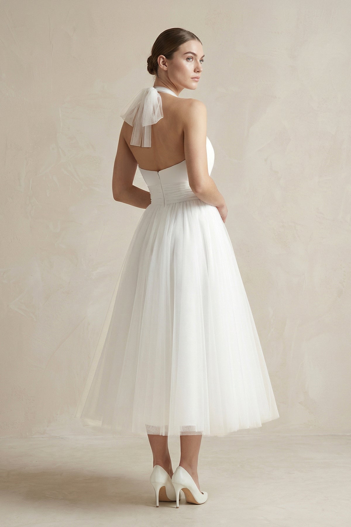 Robe de mariée blanche trapèze en tulle dos nu sans manches - Harana