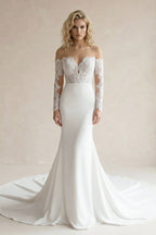Robe de mariée blanche satinée silhouette sirène à encolure Bardot - Harana