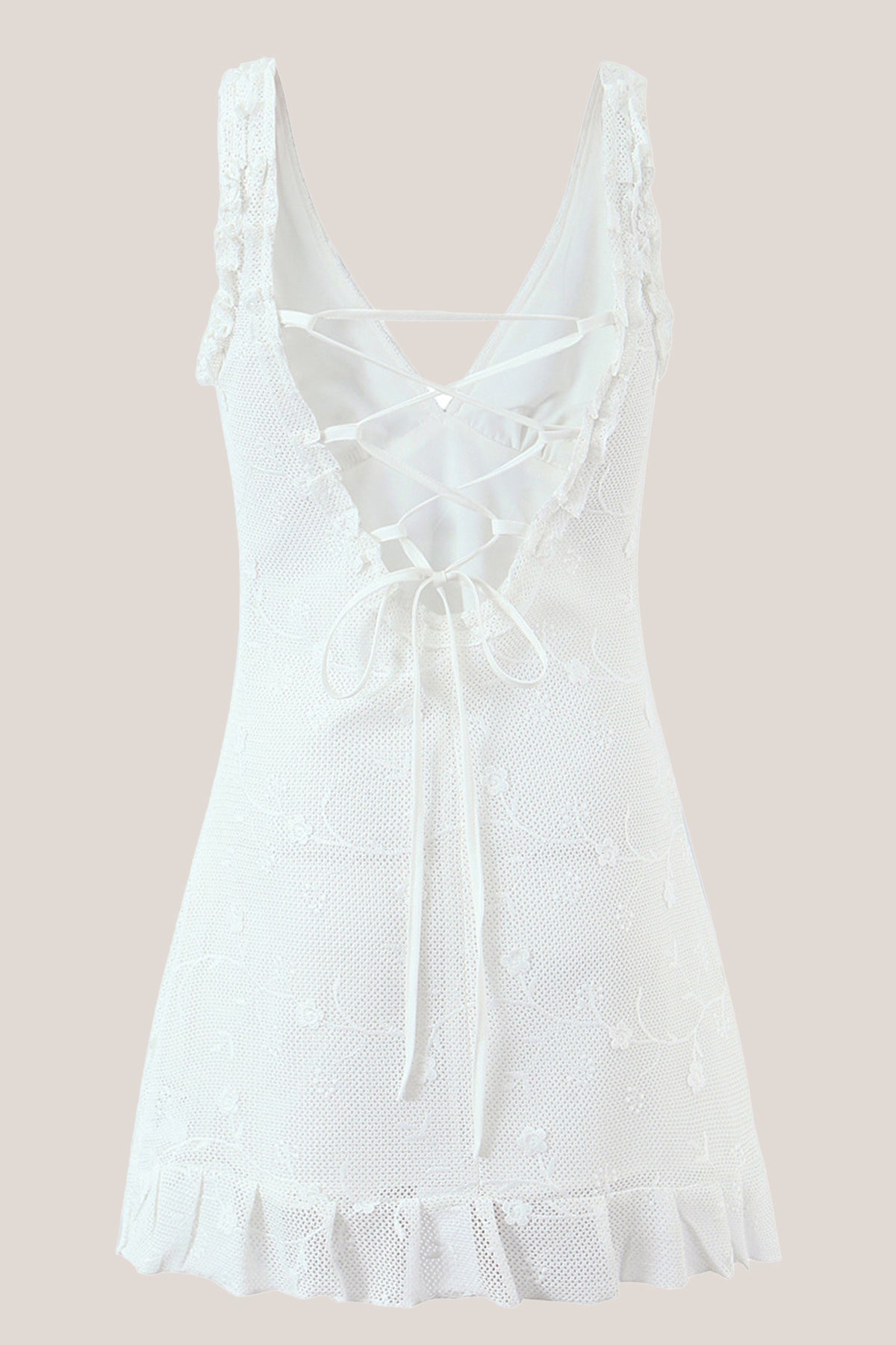 Robe blanche courte coupe trapèze à col V ornée de volants - Harana